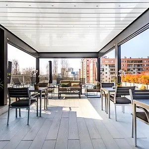 Joivy San Cristoforo - Terrace, Gym & Apartament Mediolan